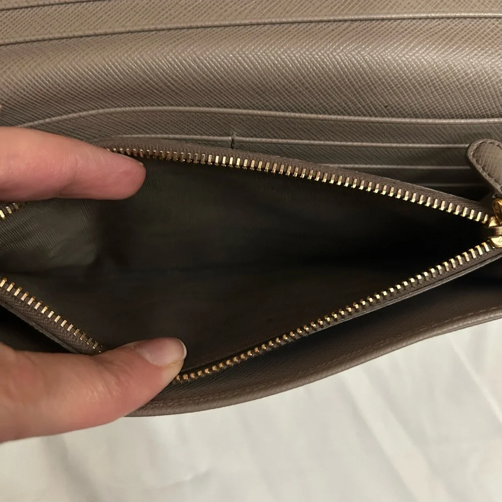 Prada === general